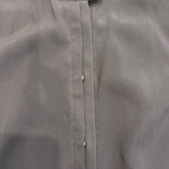 Clearout- EUC Anne Taylor Navy silk  l/S blouse sz 8 - Picture 6 of 9